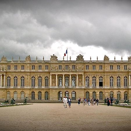 Near Castle Of Versailles Cozy Room With Breakfast And Parking Dış mekan fotoğraf