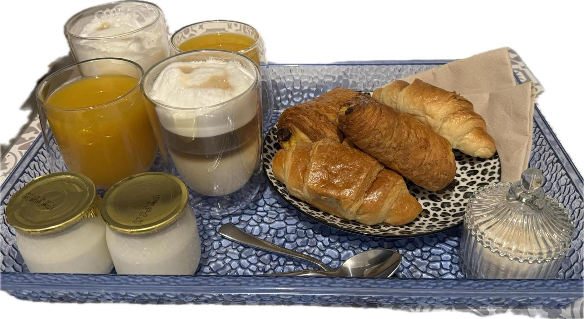 Near Castle Of Versailles Cozy Room With Breakfast And Parking Dış mekan fotoğraf